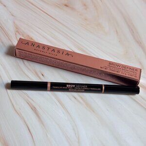 Anastasia Beverly Hills Brow Definer